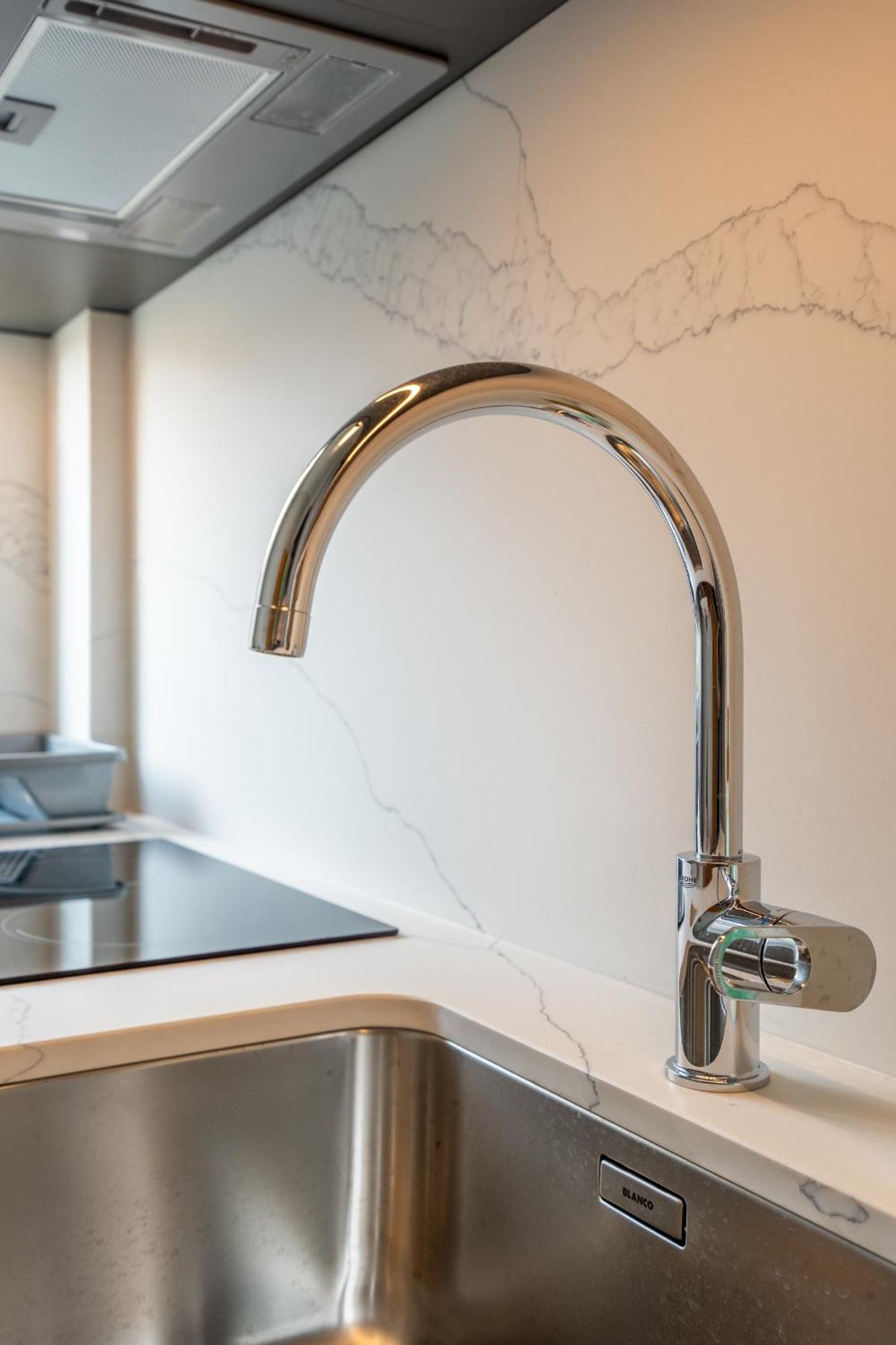 Downtown Apartment Eymi Софія Екстер'єр фото