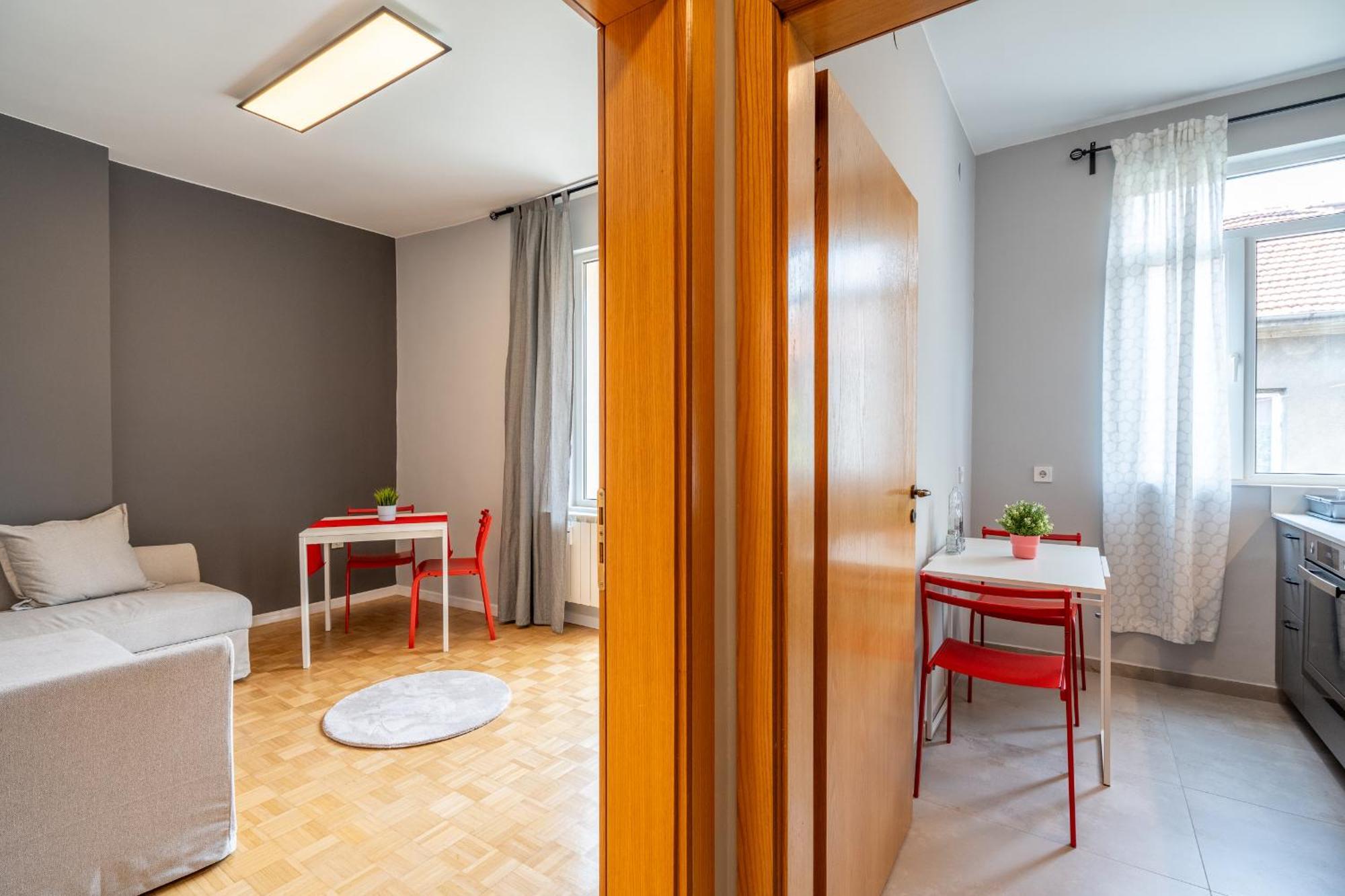 Downtown Apartment Eymi Софія Екстер'єр фото